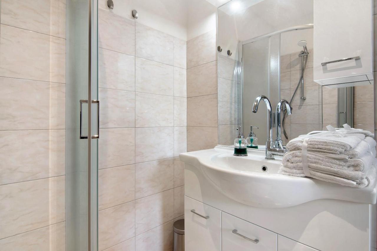Fogazzaro Lake View Apartment Oria  Екстериор снимка